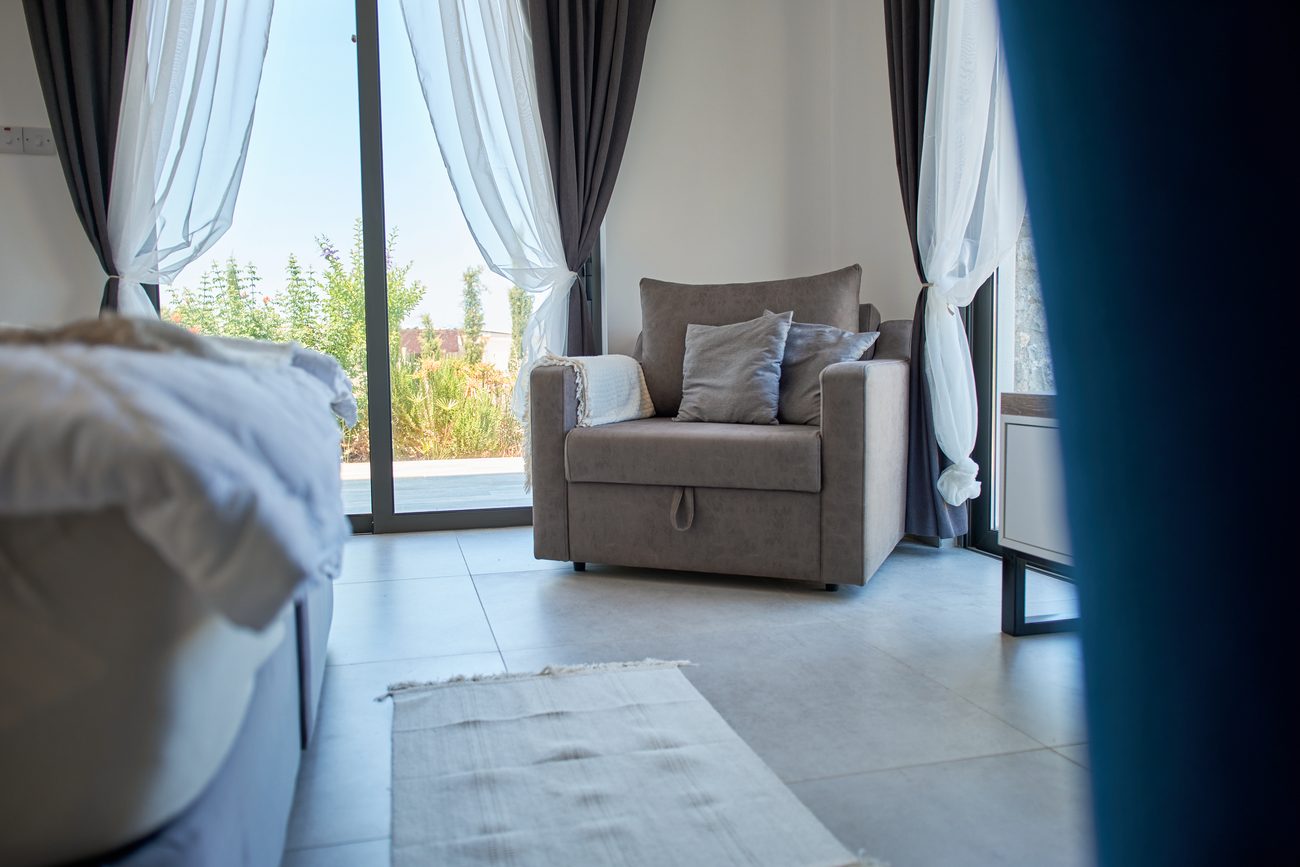Ellis — Eco Resort Dejablue, Bahčeli